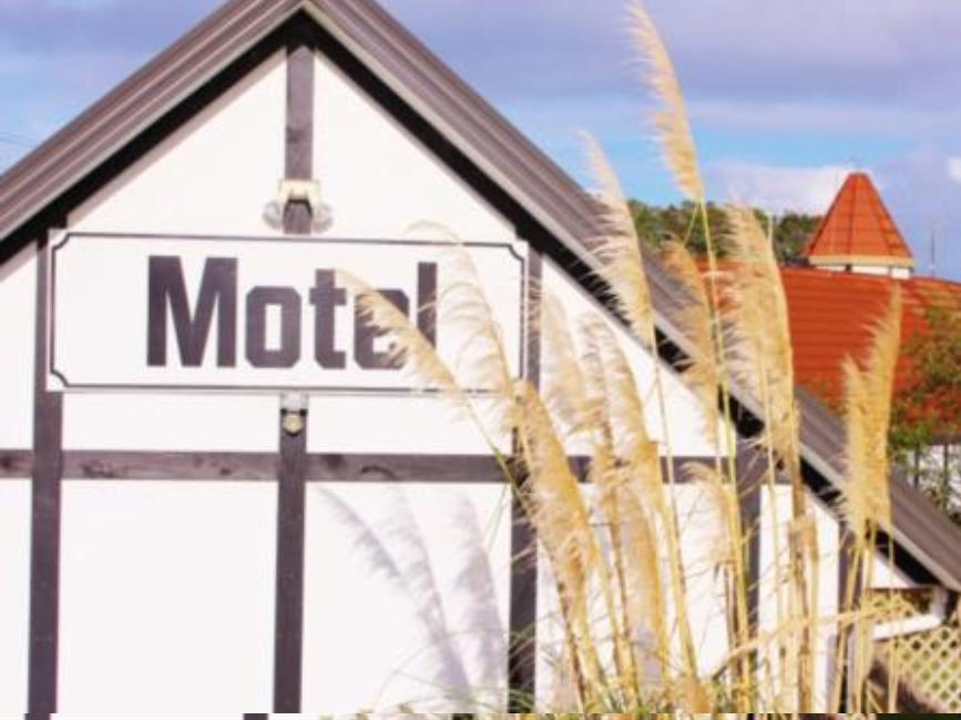 Castle Court Motel Веллсфорд Екстер'єр фото